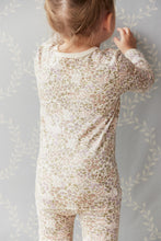 Load image into Gallery viewer, Organic cotton ls top - April eggnog