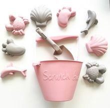 Load image into Gallery viewer, Scrunch moulds (set of 4) - dusty rose pink