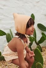 Load image into Gallery viewer, Pixie bonnet - apricot cream