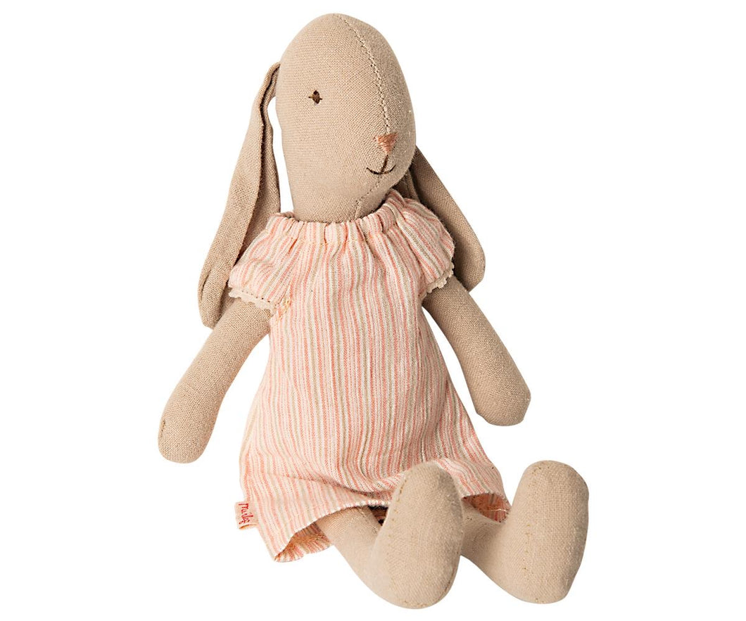 Bunny size 1 in nightgown