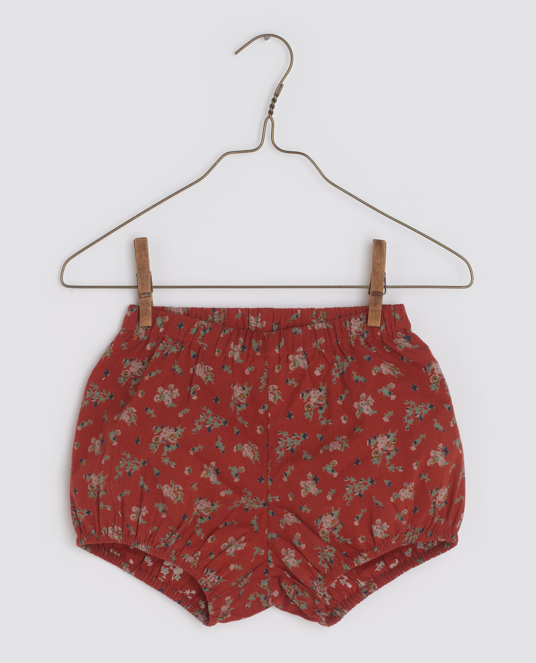 Poppy bloomers - winter floral rouge