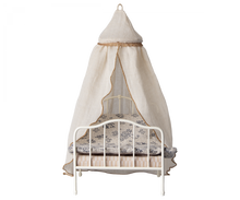 Load image into Gallery viewer, Miniature bed canopy - cream