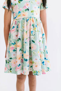 Classic twirl in watercolor floral