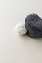 Load image into Gallery viewer, Briar wool pom bonnet - charcoal